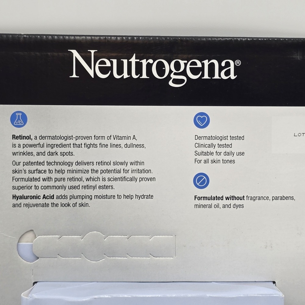 Neutrogena Rapid‎ Wrinkle Repair Retinol Regenerating Cream 1.7 fl oz, 2-pack - Picture 5 of 12